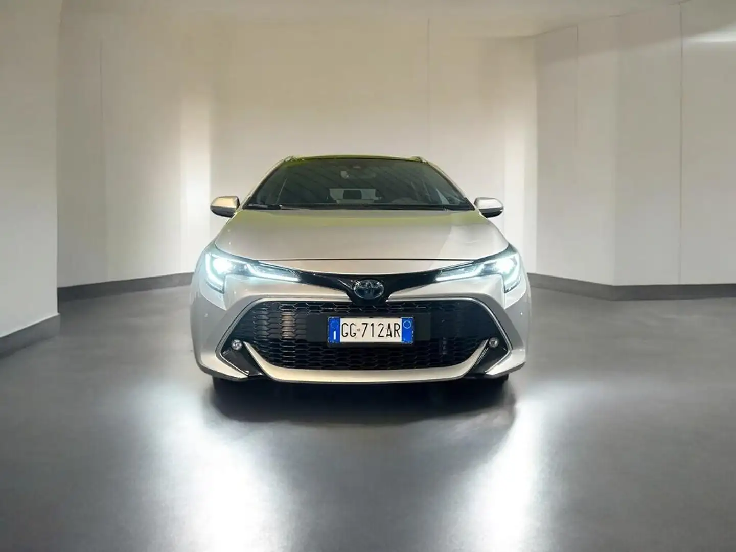 Toyota Corolla Touring Sports 2.0 hybrid Lounge cvt - 2