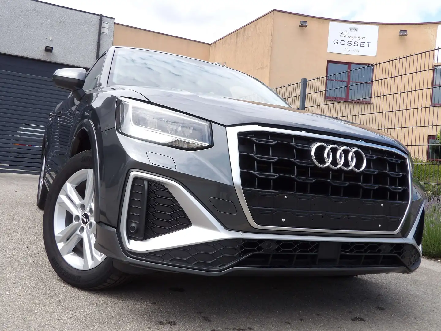 Audi Q2 Q2 30 TFSI S line Gris - 1