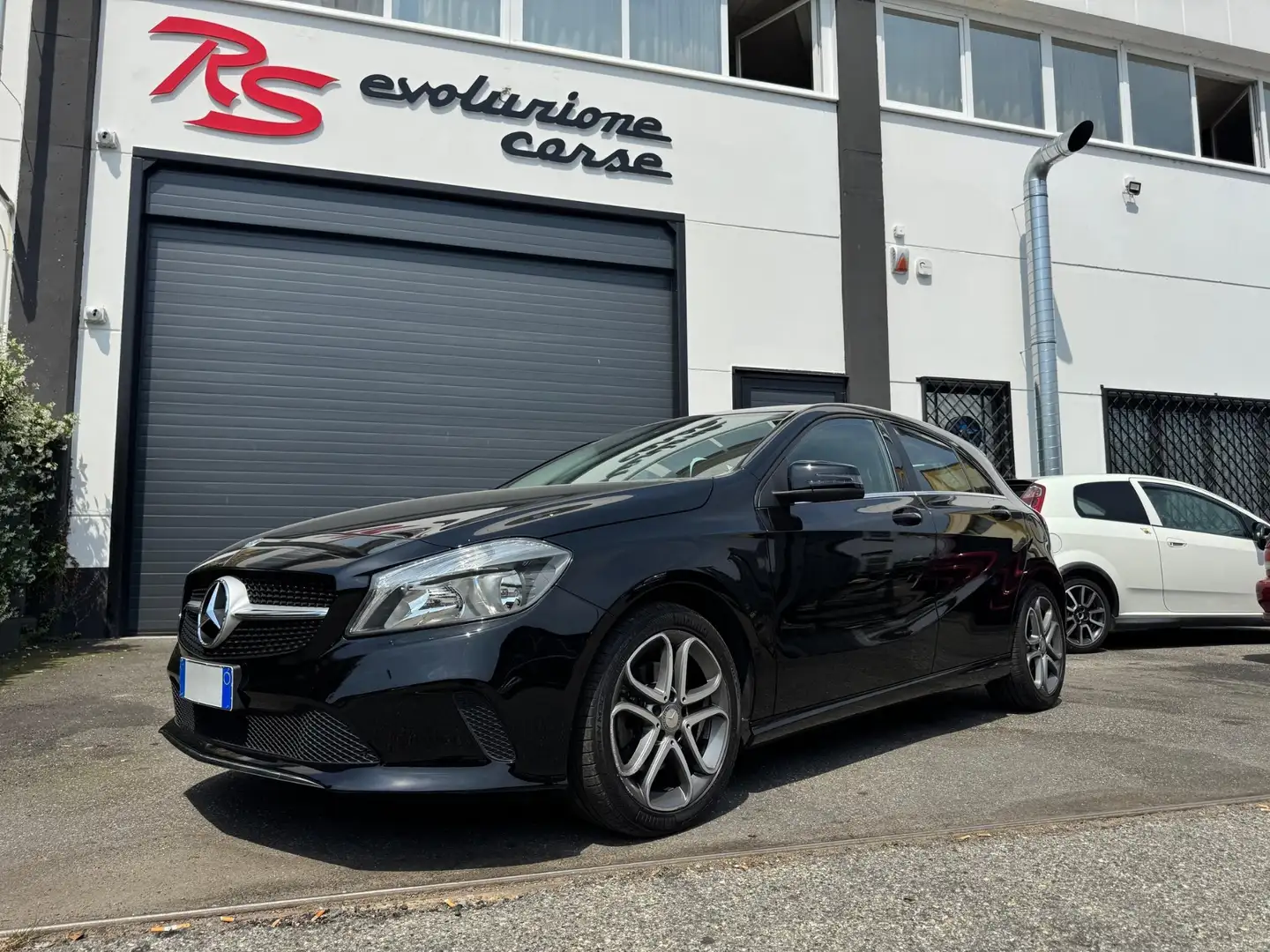 Mercedes-Benz A 200 A 200 cdi Premium auto Noir - 1
