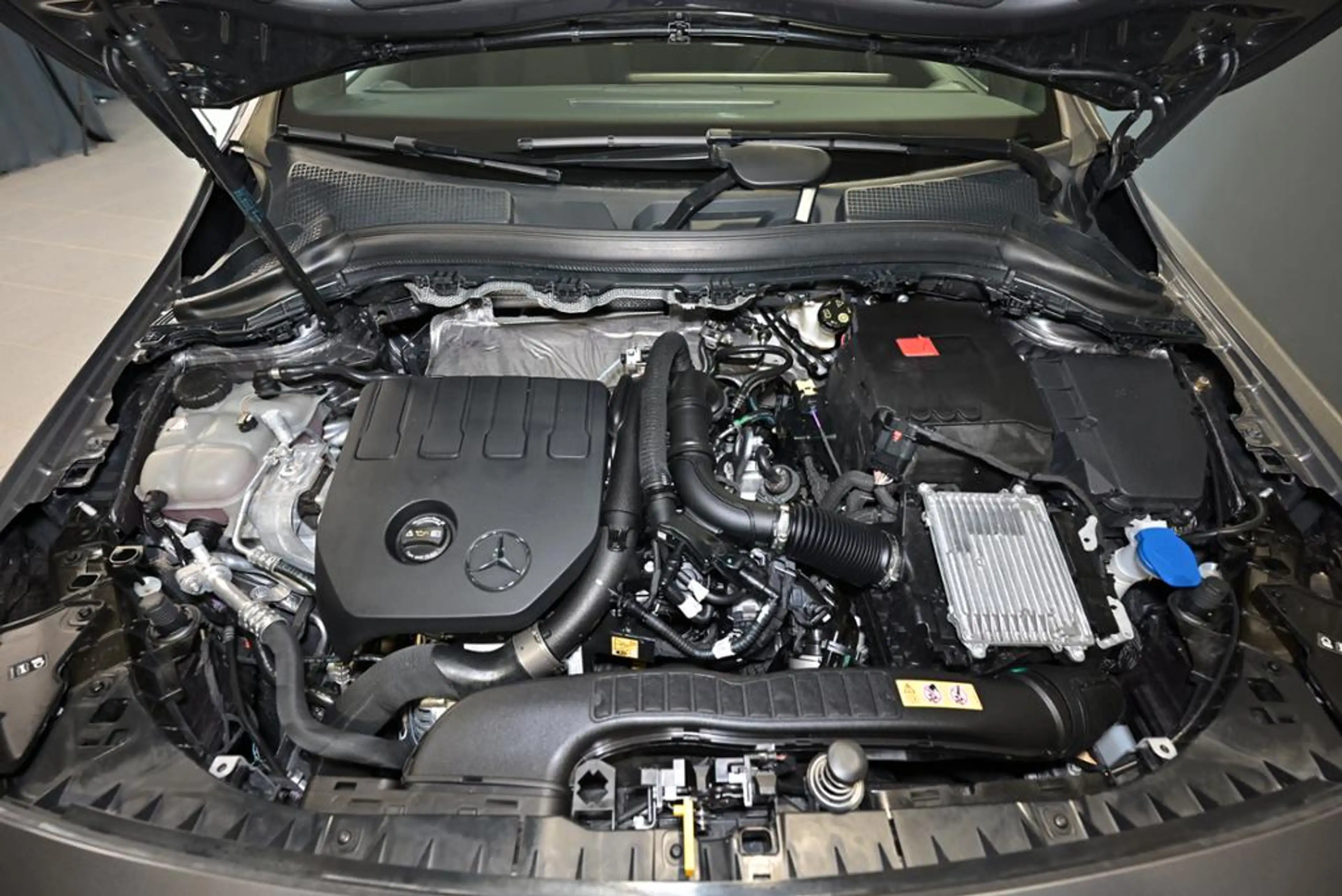 Mercedes-Benz B 200 Progressive LED/AHK/TW/RFK — photo 13
