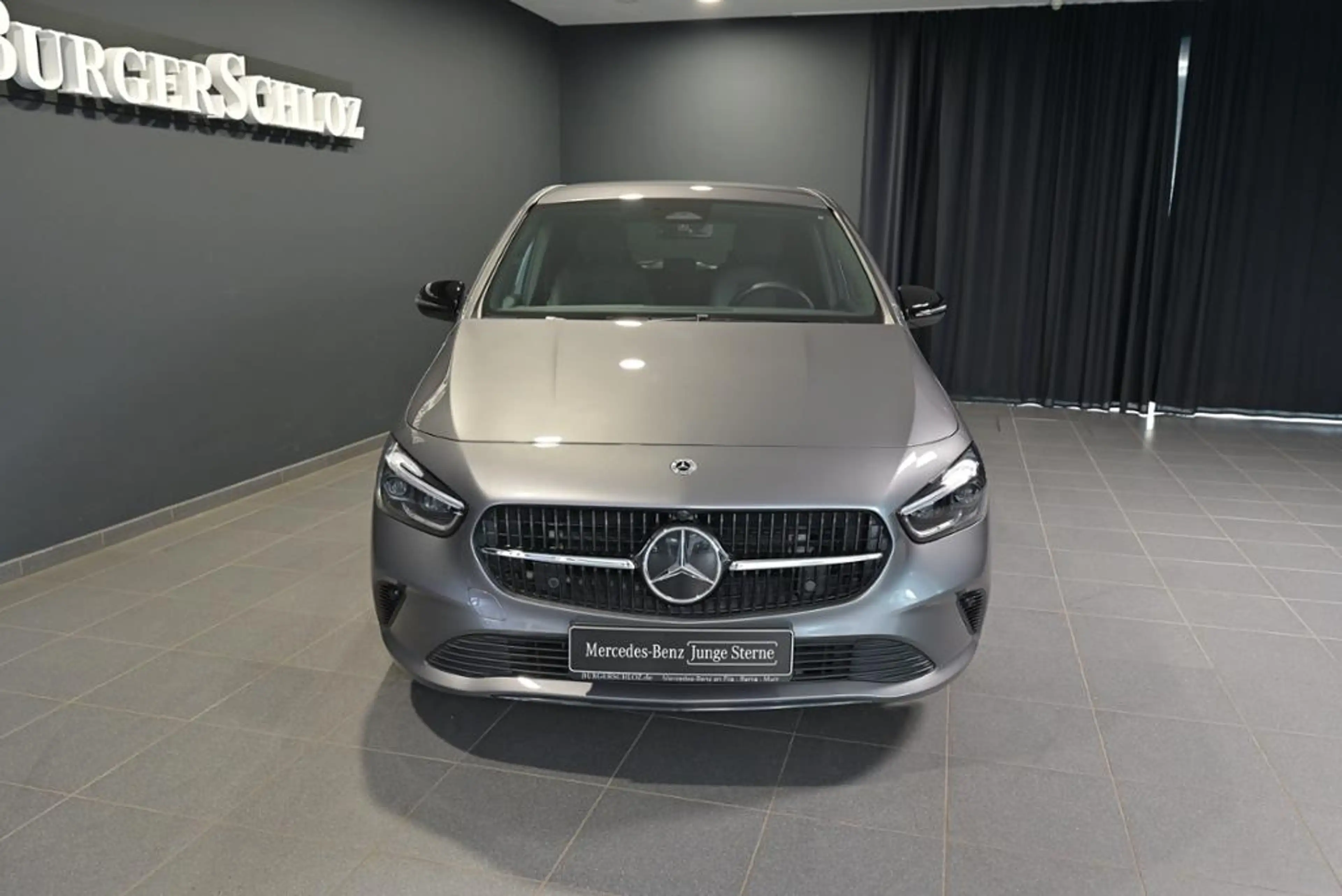 Mercedes-Benz B 200 Progressive LED/AHK/TW/RFK — photo 11