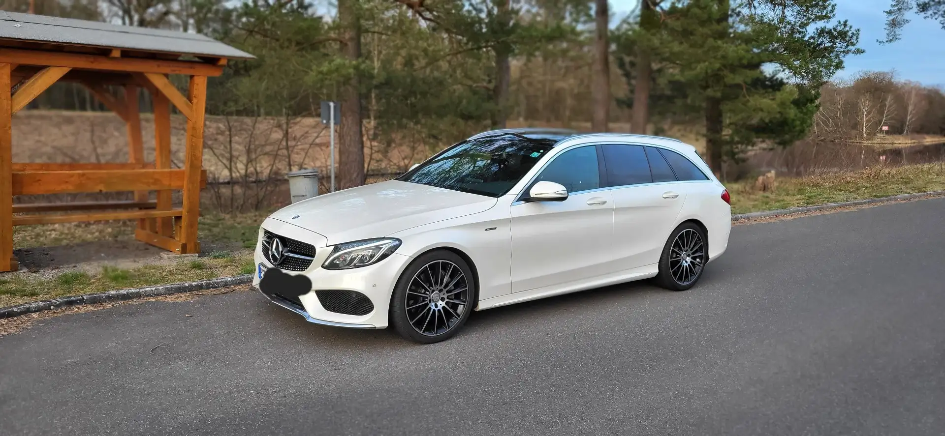 Mercedes-Benz C 400 4Matic T 7G-TRONIC AMG Line - 2