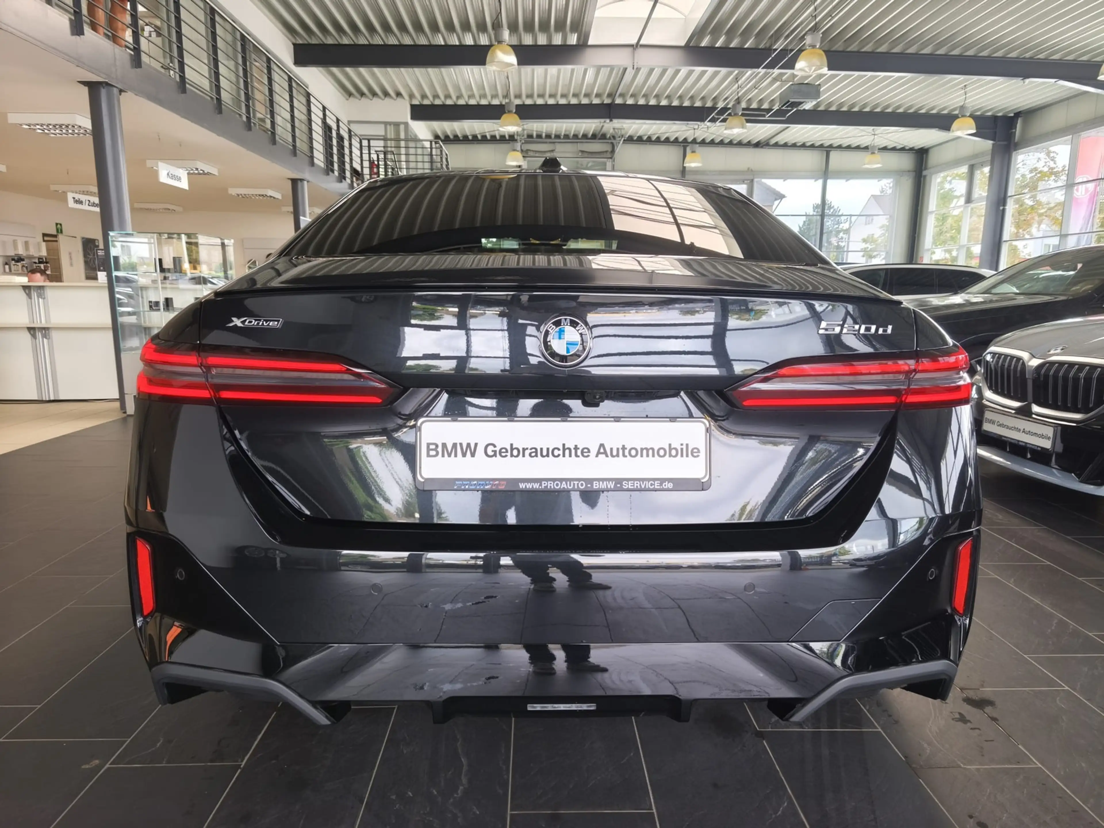 BMW 520 d xDrive M Sport Pro ACC/Pano/360°/B&W/21"/HUD — photo 5