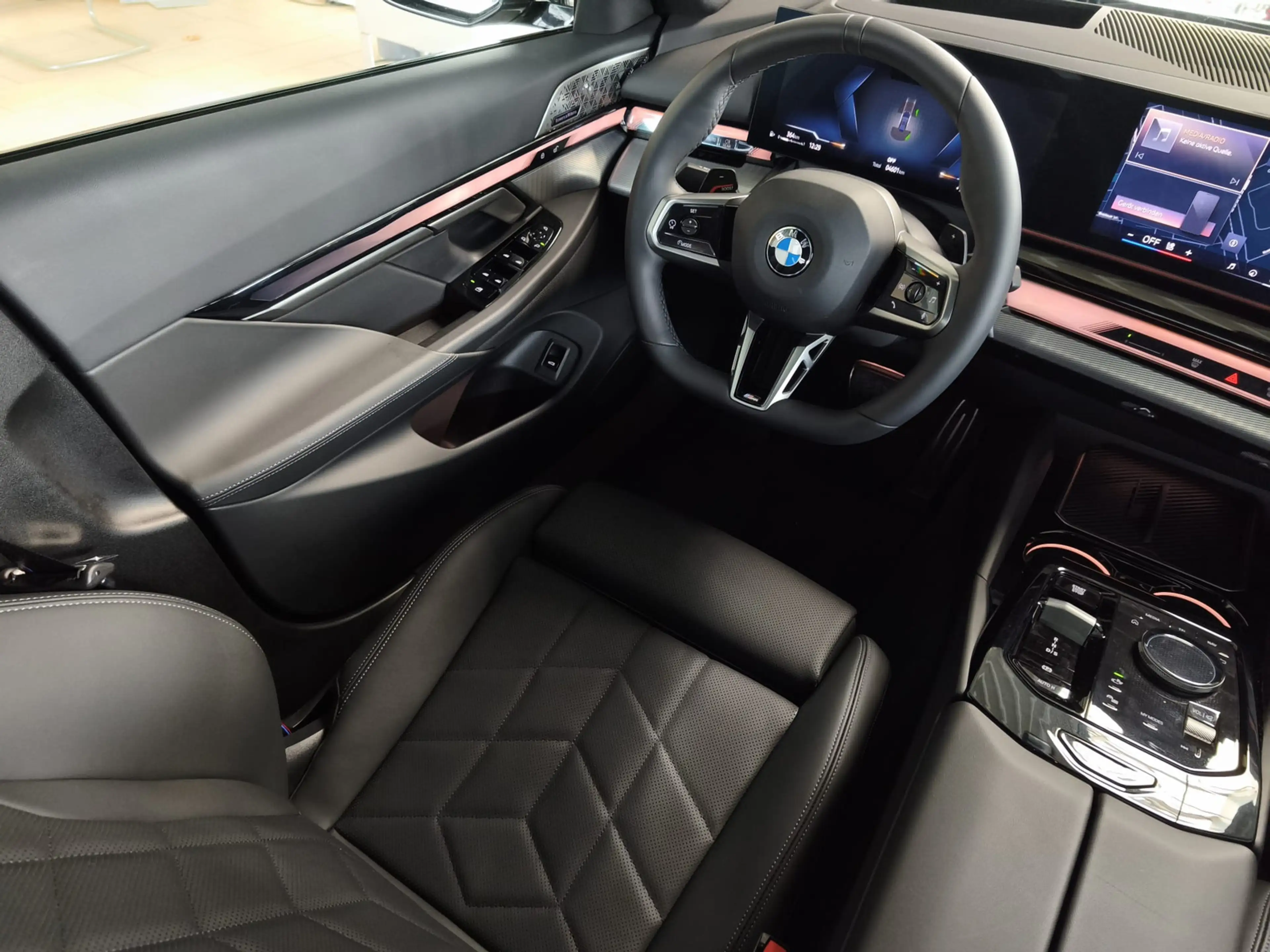 BMW 520 d xDrive M Sport Pro ACC/Pano/360°/B&W/21"/HUD — photo 10