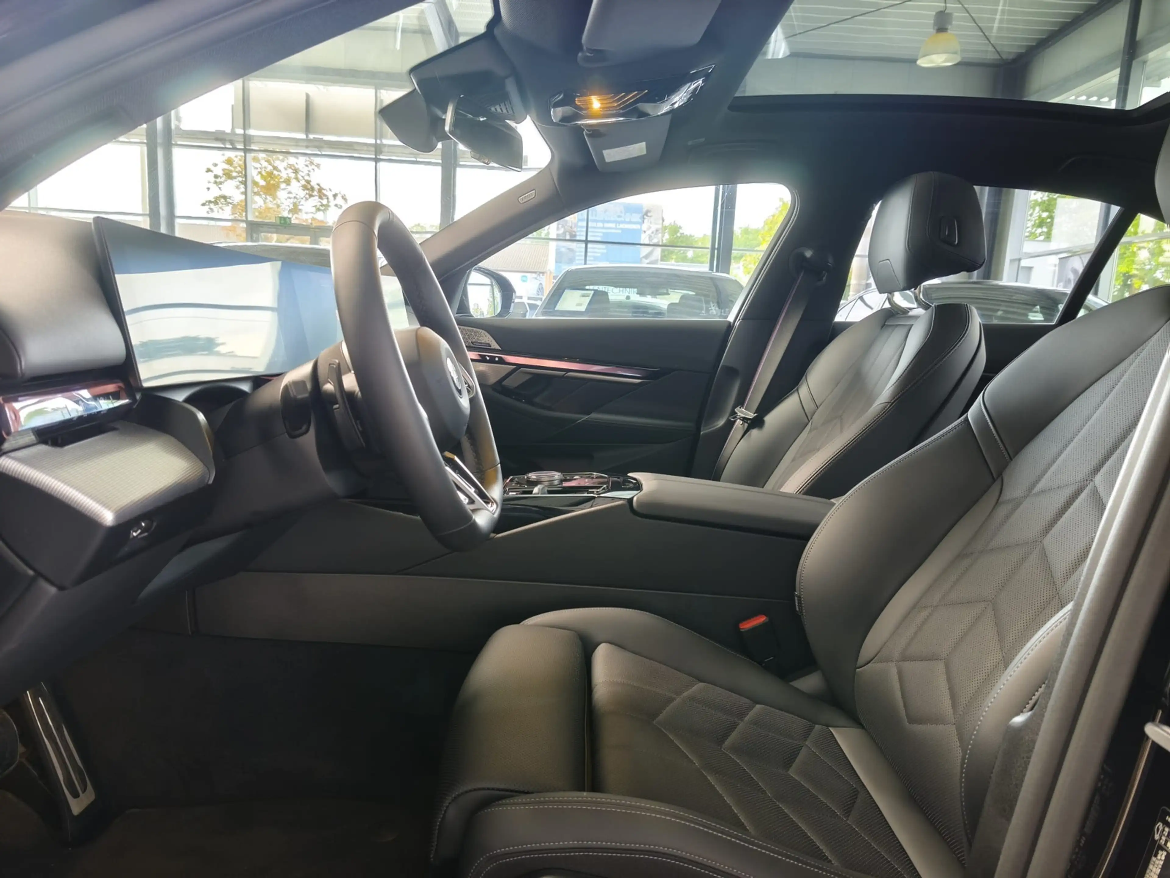 BMW 520 d xDrive M Sport Pro ACC/Pano/360°/B&W/21"/HUD — photo 8