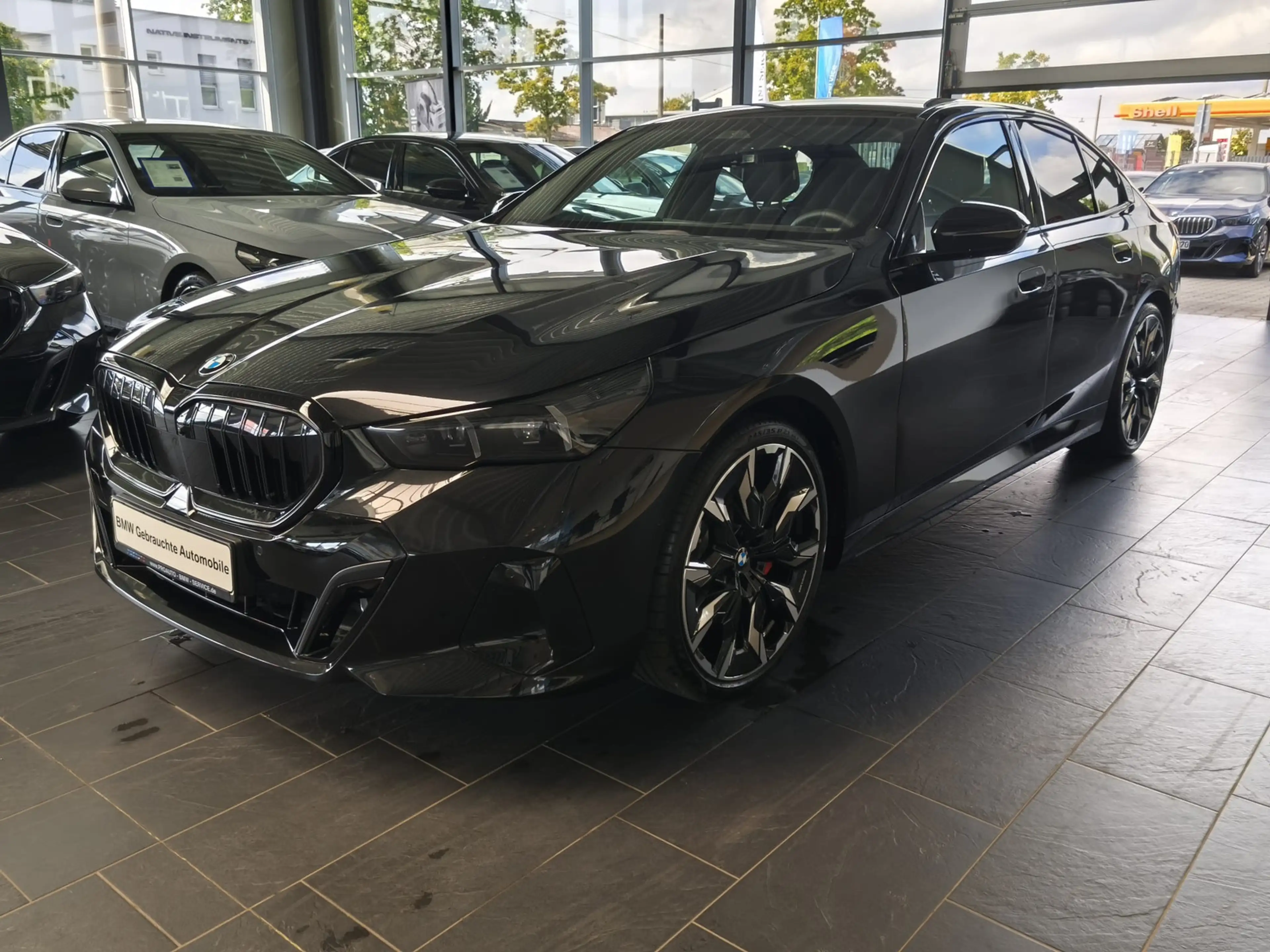 BMW 520 d xDrive M Sport Pro ACC/Pano/360°/B&W/21"/HUD — photo 3