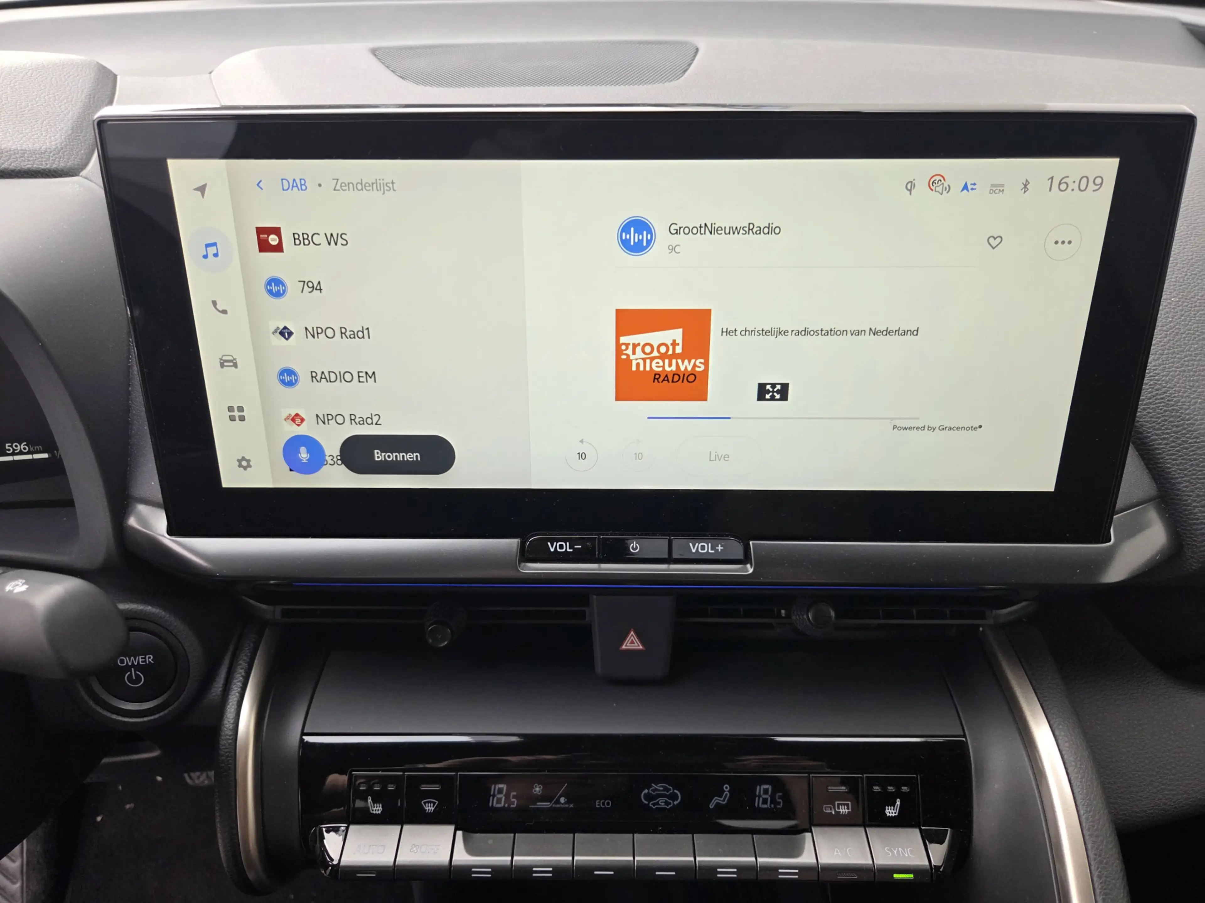 Toyota C-HR 2.0 Plug-in Hybrid 220 Executive — photo 20