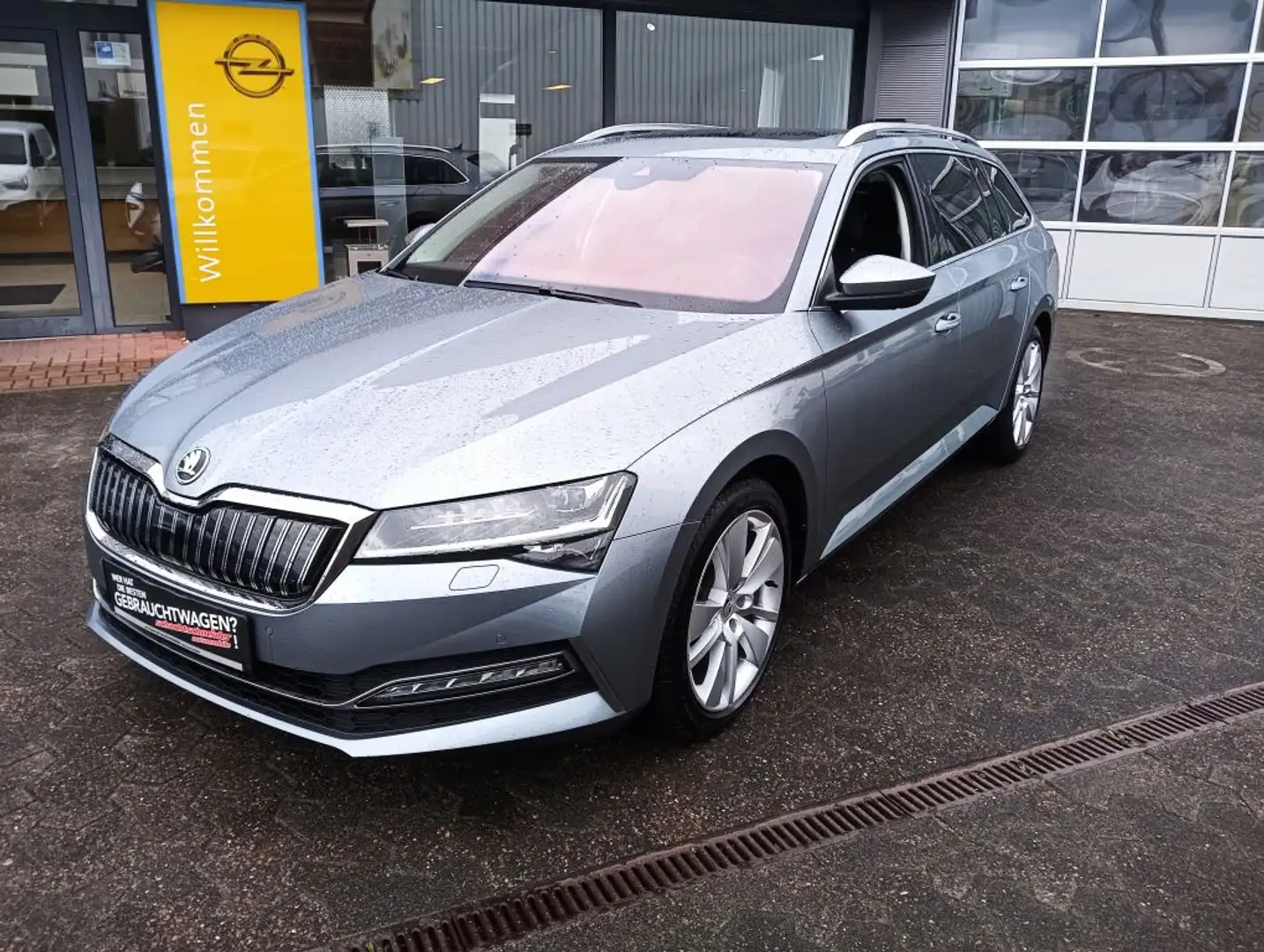 Skoda Superb Combi 1.4 TSI iV DSG Style+AHZV+Panorama Gris - 2