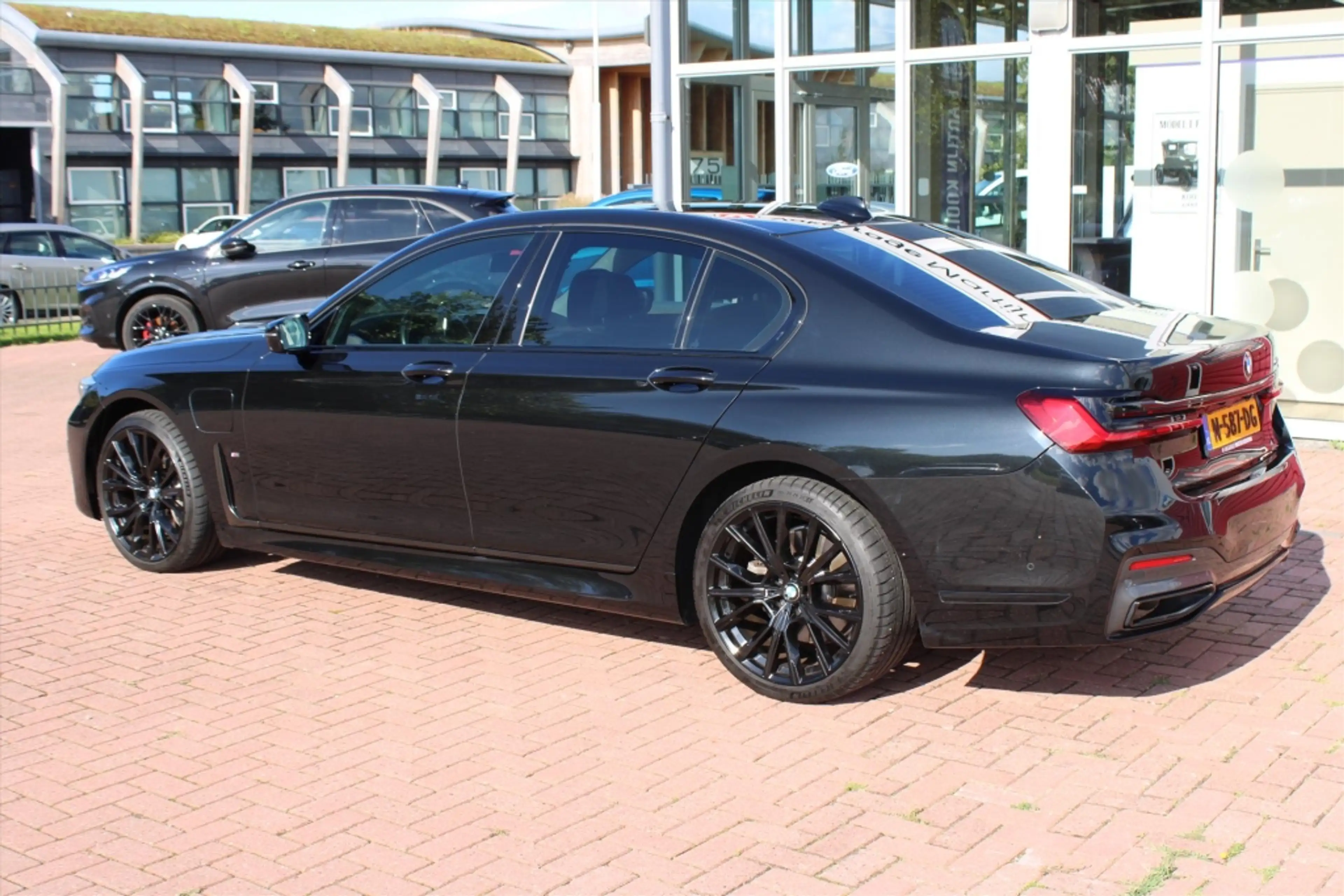 BMW 745 7-Serie (g11) 745e 394pk iPerformance Aut M-Pakket — photo 5