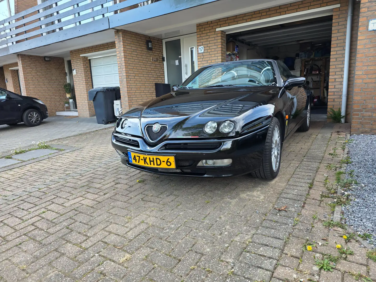 Alfa Romeo Spider GTV 3.0-12V V6 Zwart - 1