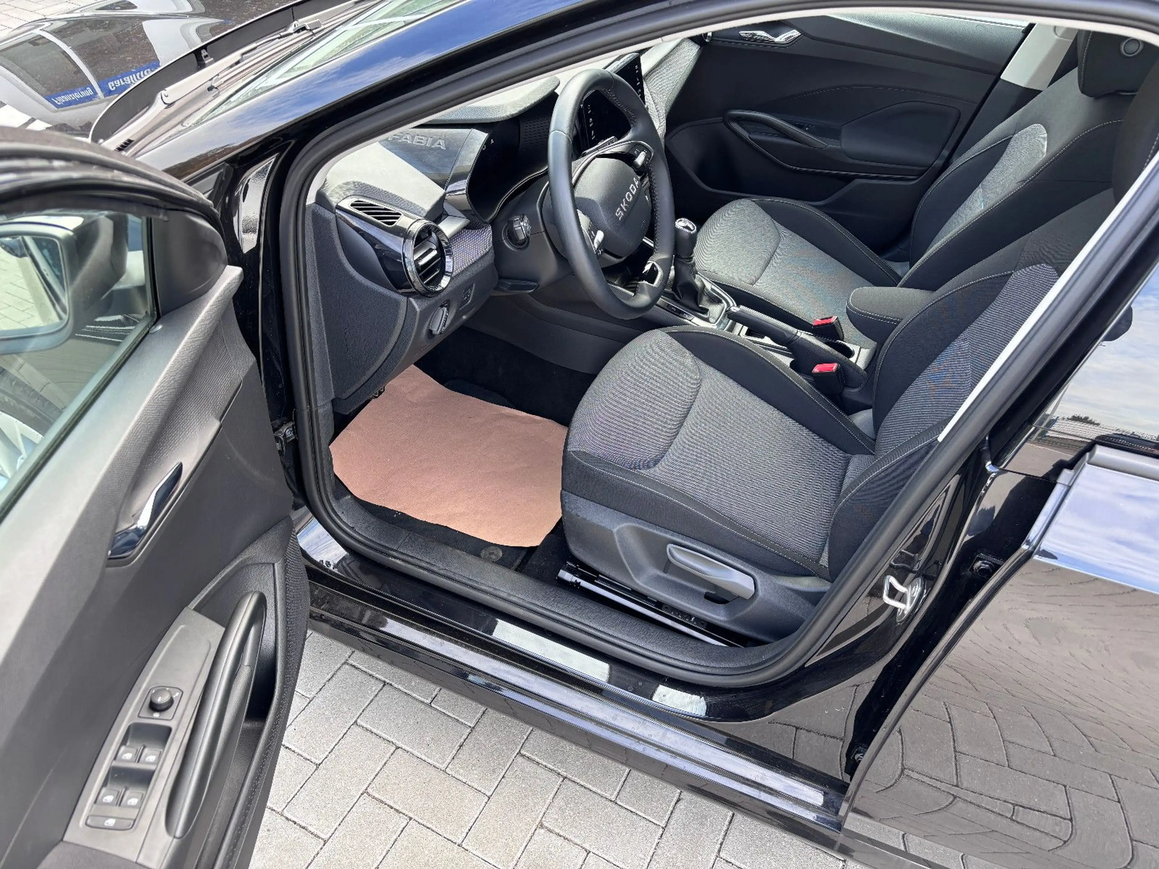 Skoda Fabia 1,0*Selection*1.Hd/Klima/PDC/LED/Garantie — photo 5