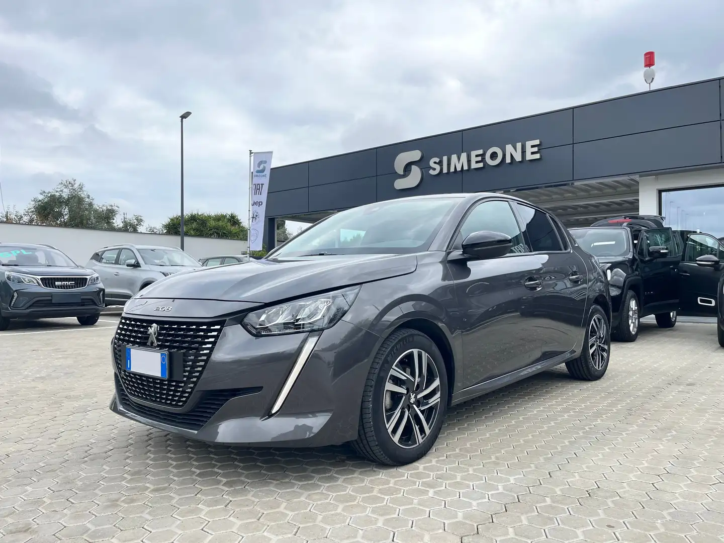 Peugeot 208 208 1.5 bluehdi Allure Pack 100cv Gris - 1