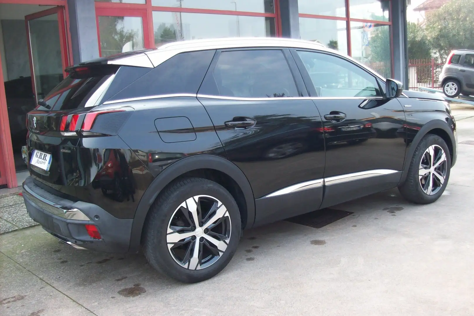 Peugeot 3008 3008 1.5 bluehdi GT Line s&s Schwarz - 2
