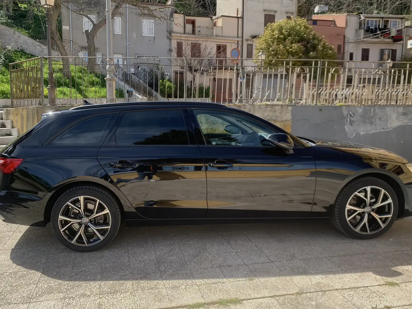 Audi A4 Avant 30 2.0 tdi mhev S Line edition 136cv s-troni - 2