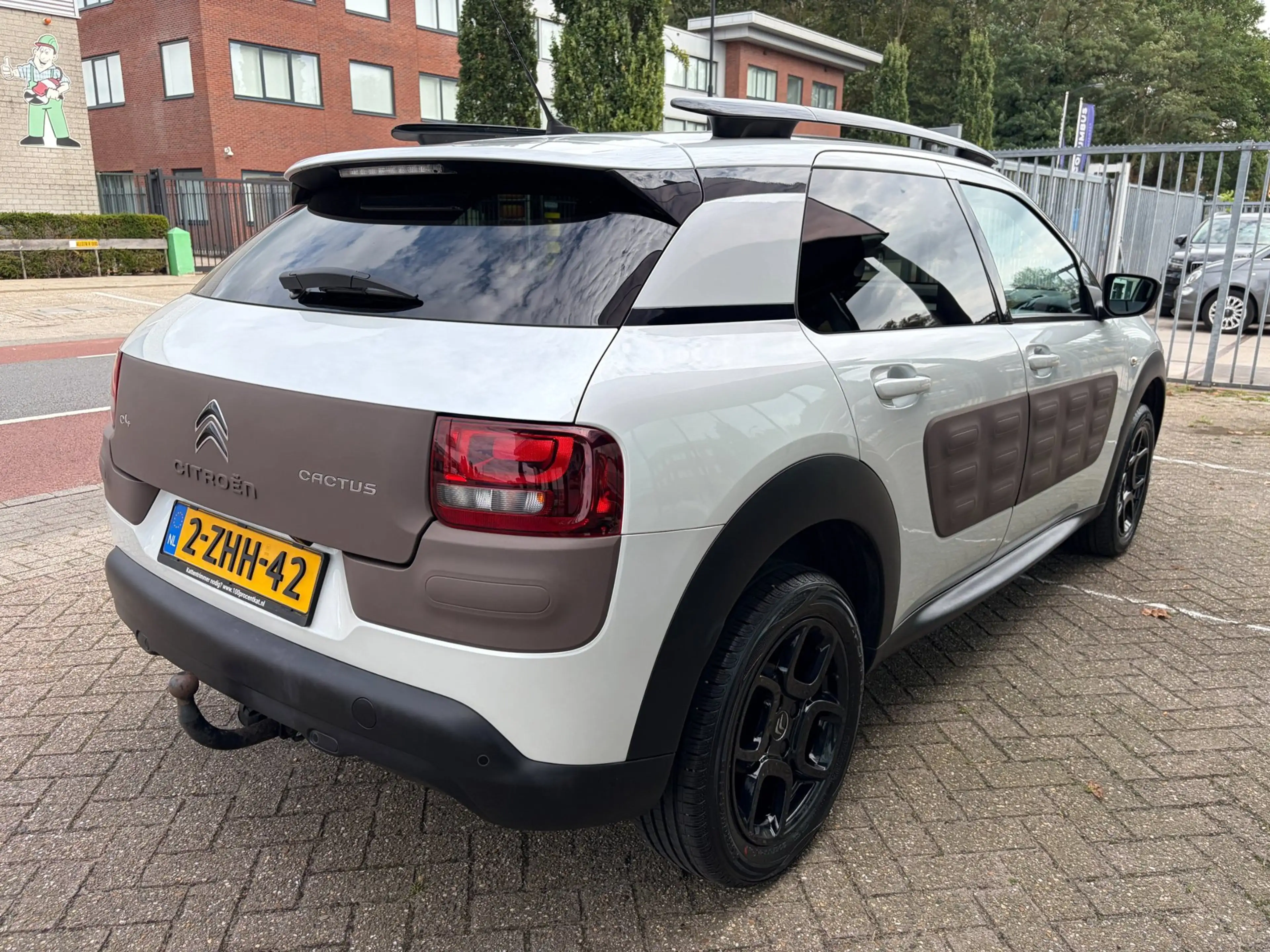 Citroen C4 Cactus 1.2 VTi Shine / Camera / Navi / LED / Trekhaak — photo 7