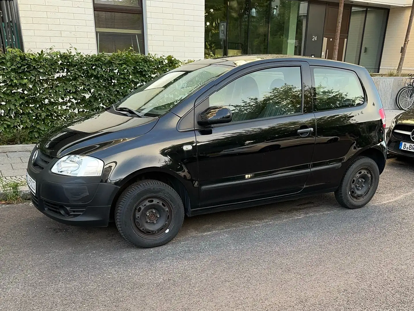 Volkswagen Fox Schwarz - 1