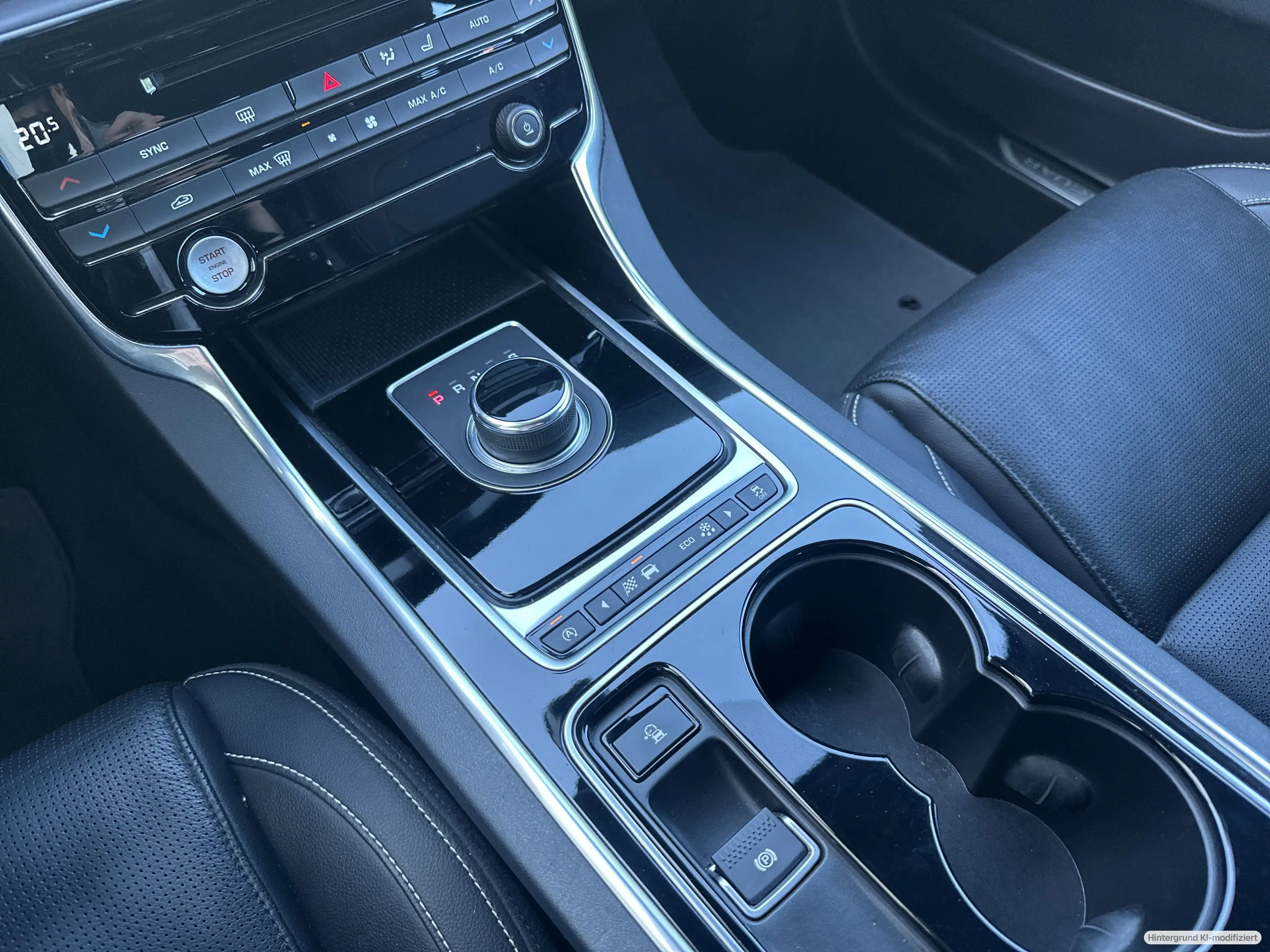 Jaguar XE 20d AWD Aut. Pure — photo 13