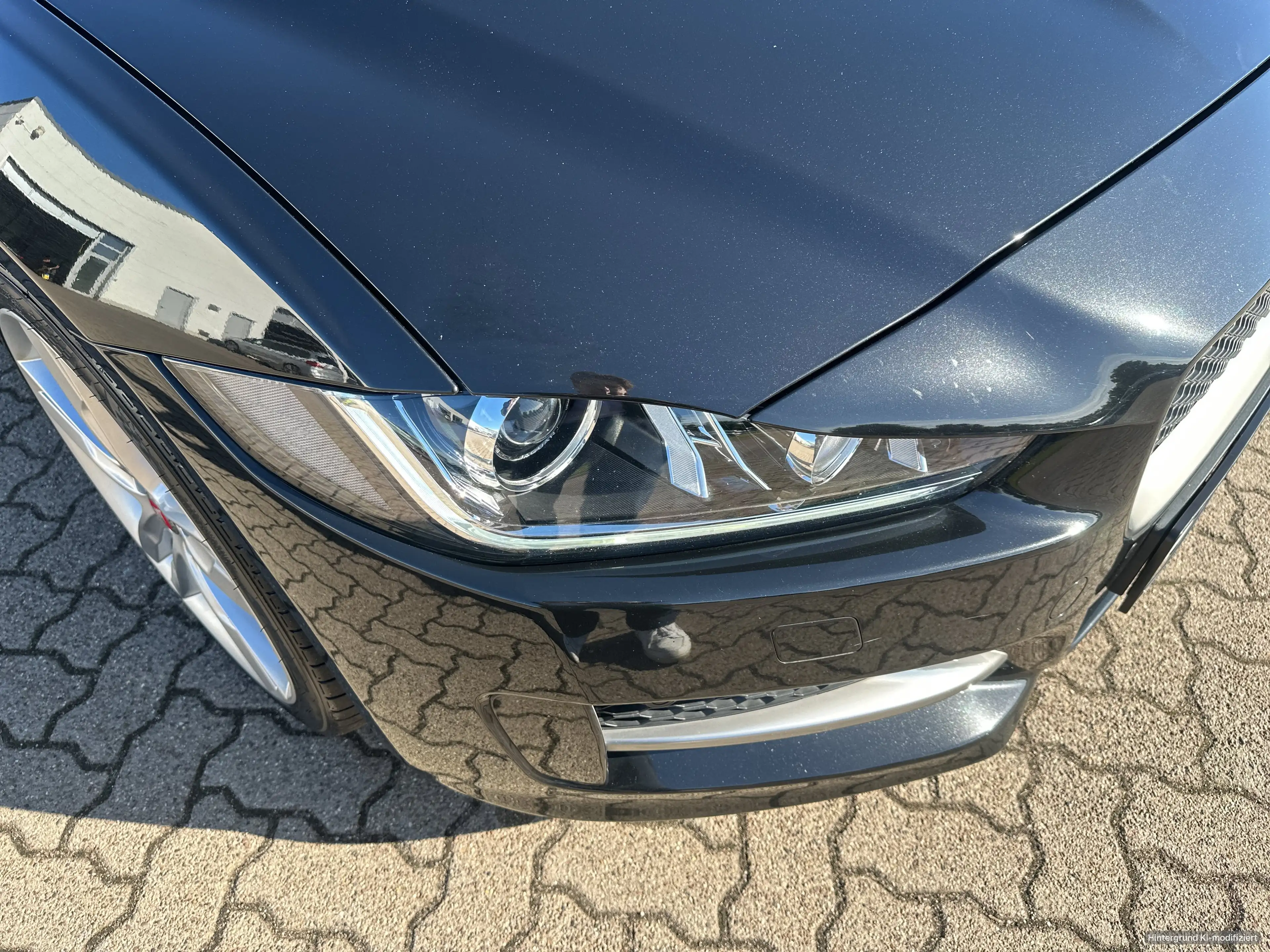 Jaguar XE 20d AWD Aut. Pure — photo 9