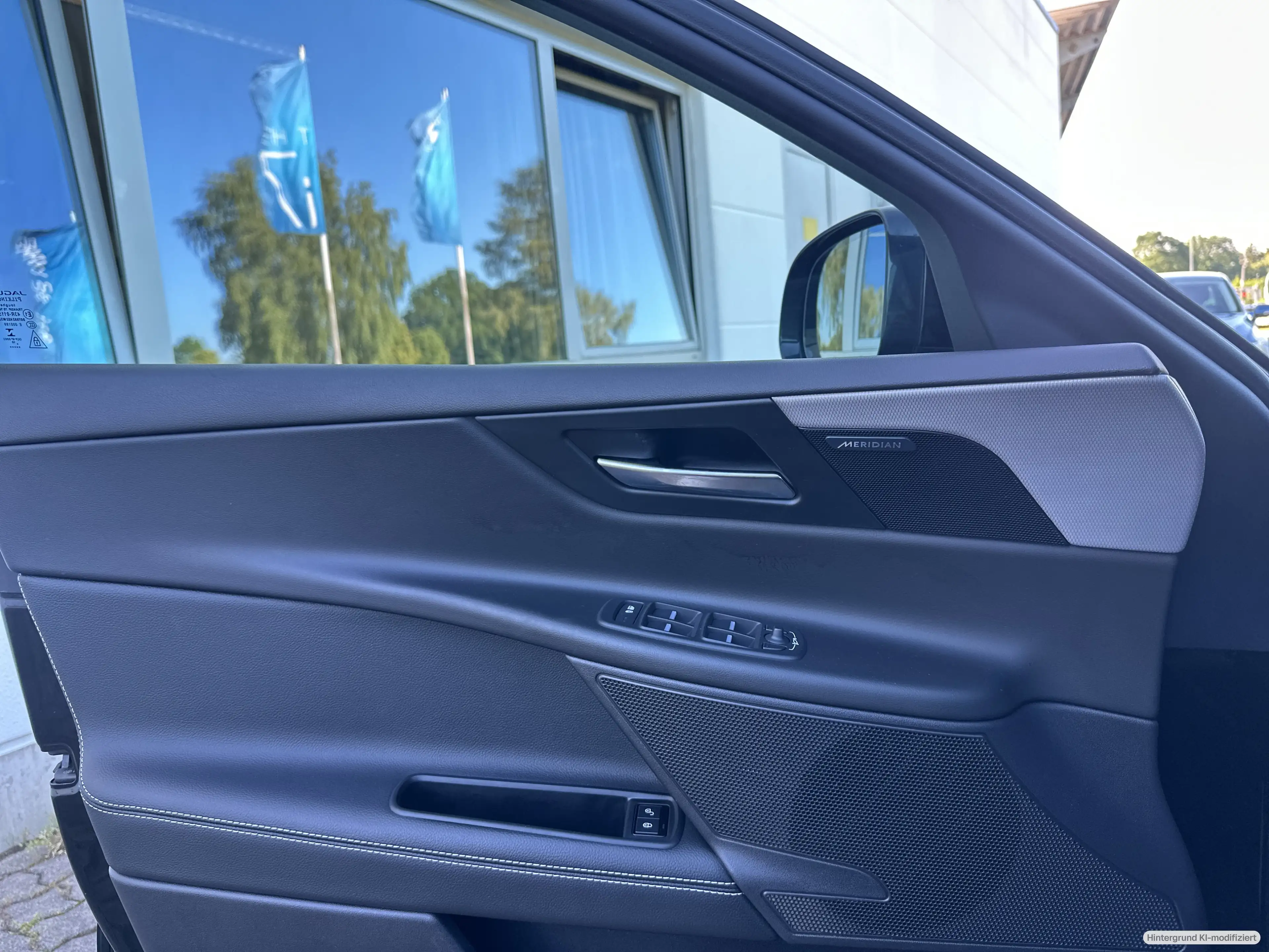 Jaguar XE 20d AWD Aut. Pure — photo 14