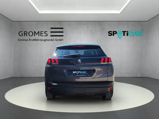 Peugeot 3008 view 4