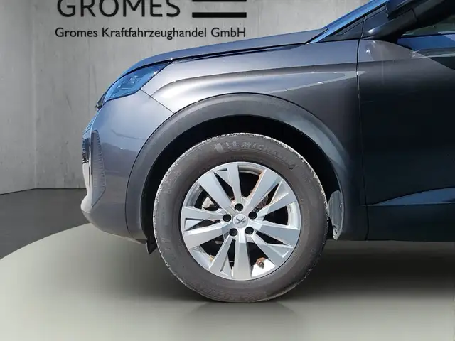 Peugeot 3008 view 11