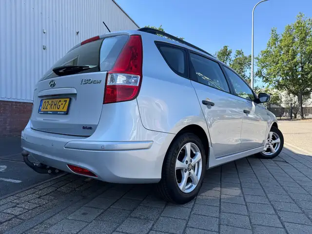 Hyundai i30 view 5