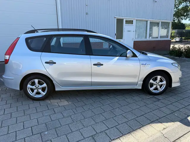 Hyundai i30 view 10
