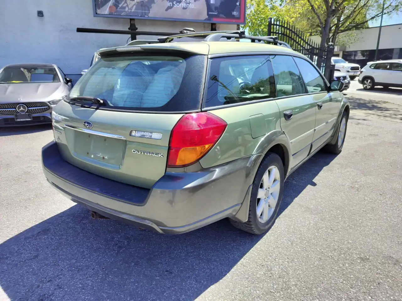 Subaru OUTBACK снимка Subaru OUTBACK