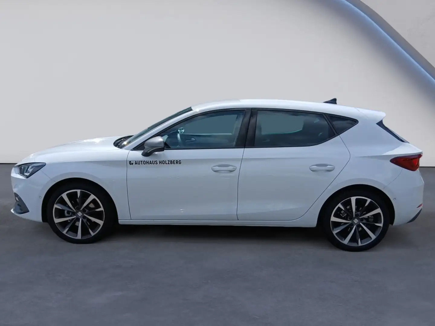 SEAT Leon FR 1.5 eTSI 7-Gang-DSG SHZ+NAVI+ACC Weiß - 2