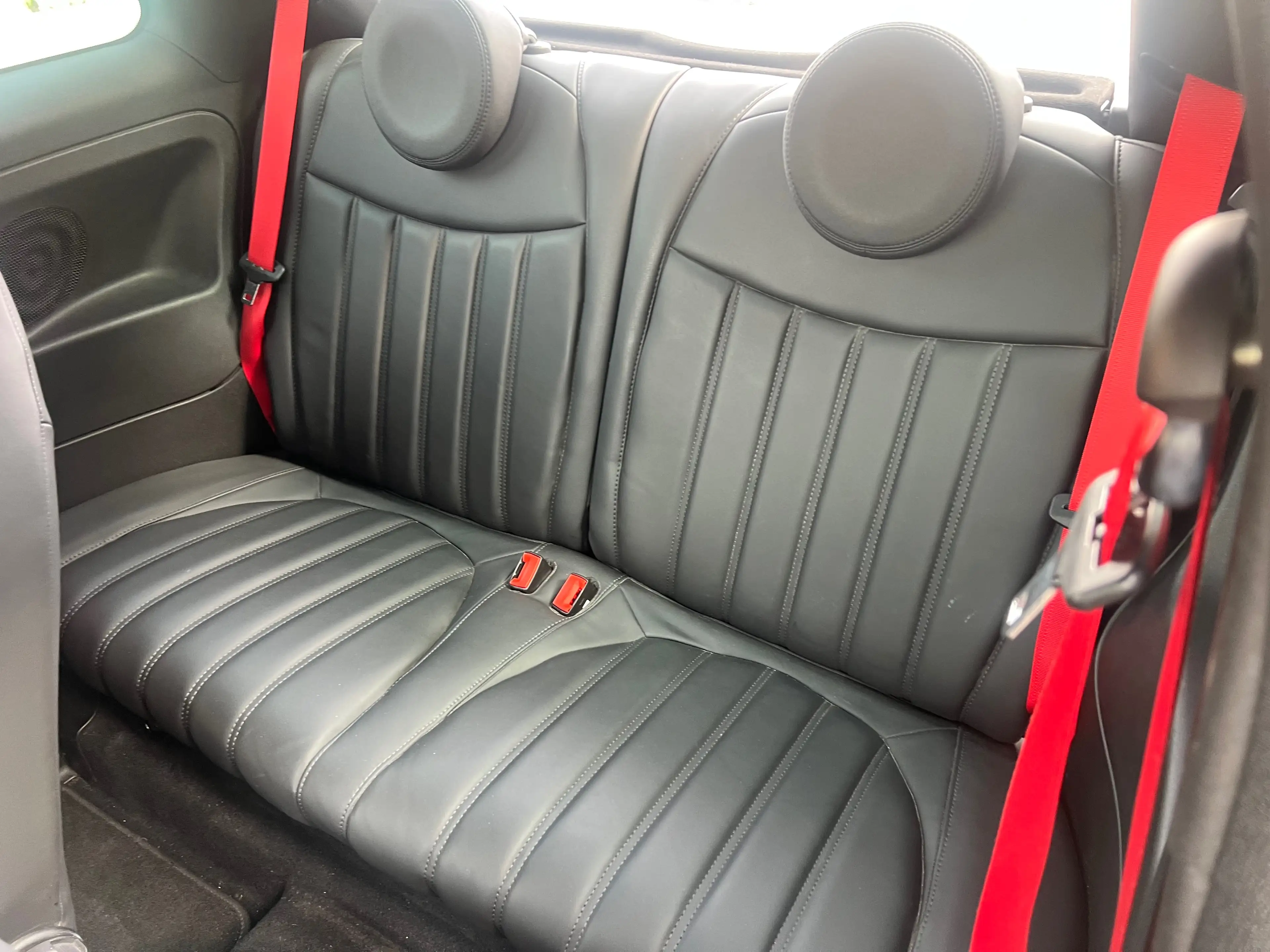Abarth 500 595 Competizione — photo 15