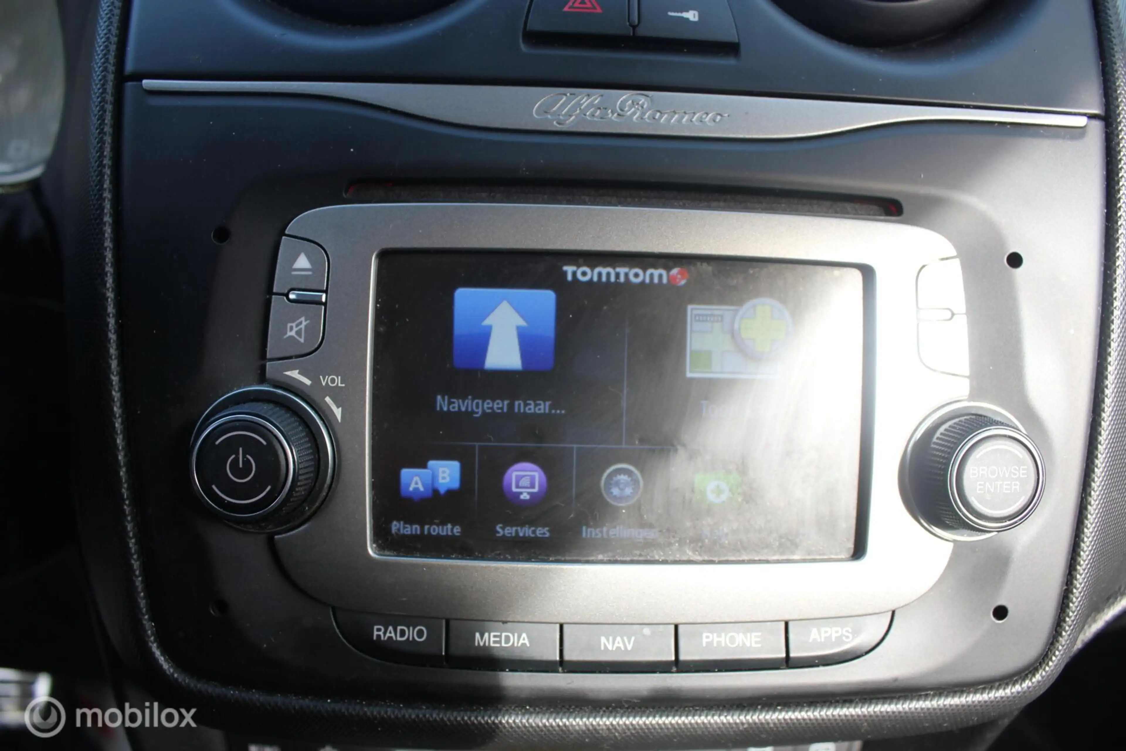 Alfa Romeo MiTo 0.9 TwinAir ECO Super NAVI / CLIMATE / CRUISE — photo 10