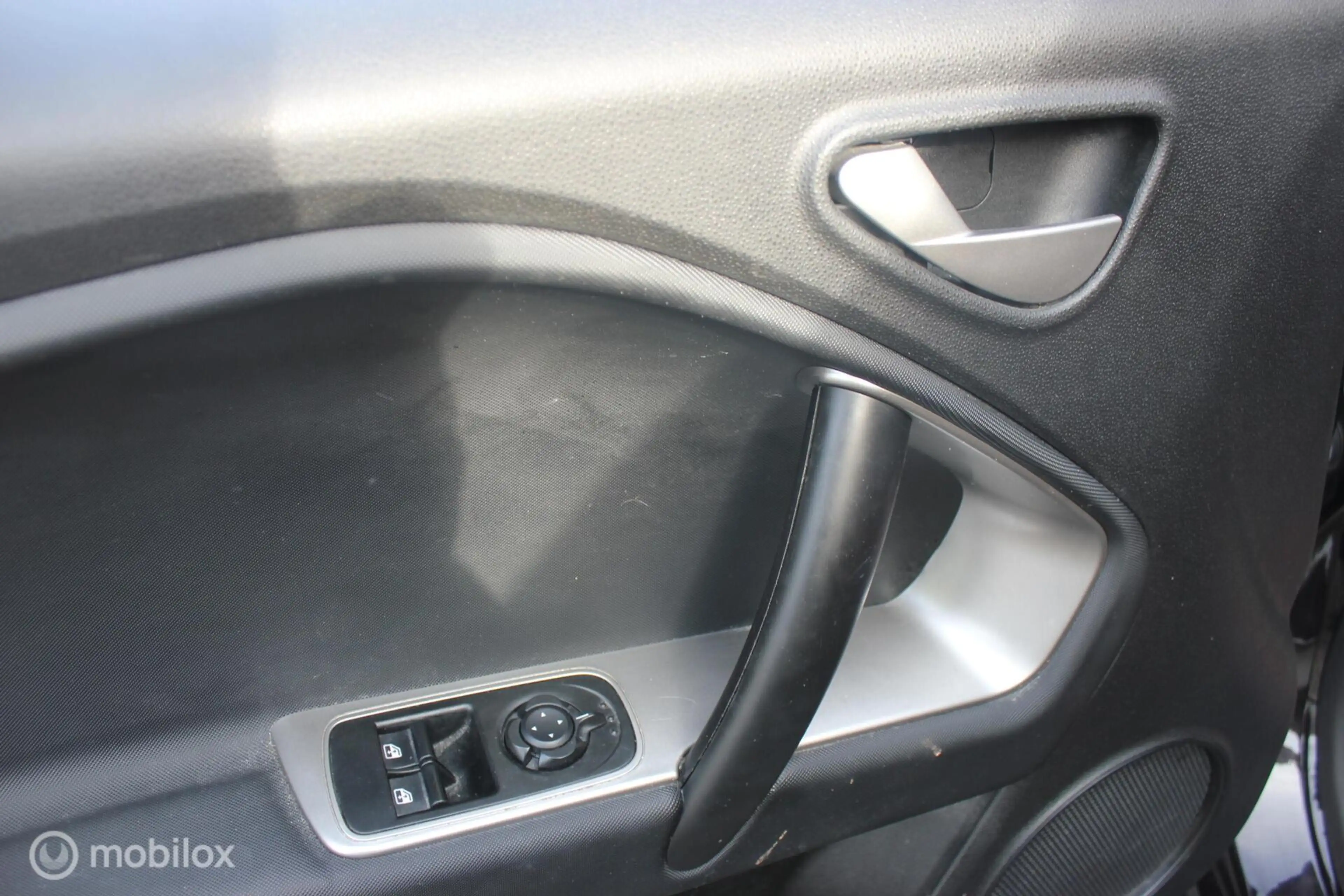 Alfa Romeo MiTo 0.9 TwinAir ECO Super NAVI / CLIMATE / CRUISE — photo 8
