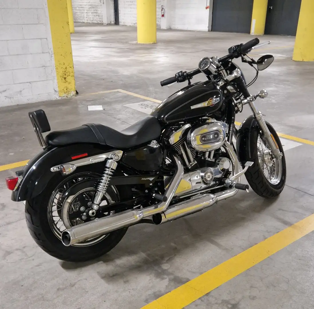 Harley-Davidson XL 1200 Custom Nero - 2