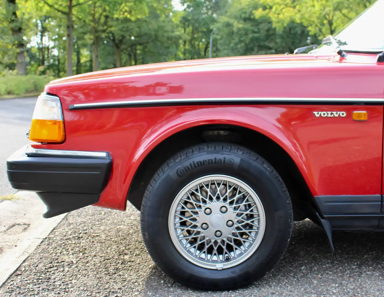 Volvo 240 2.3i GL Estate Classic Red, foto 12