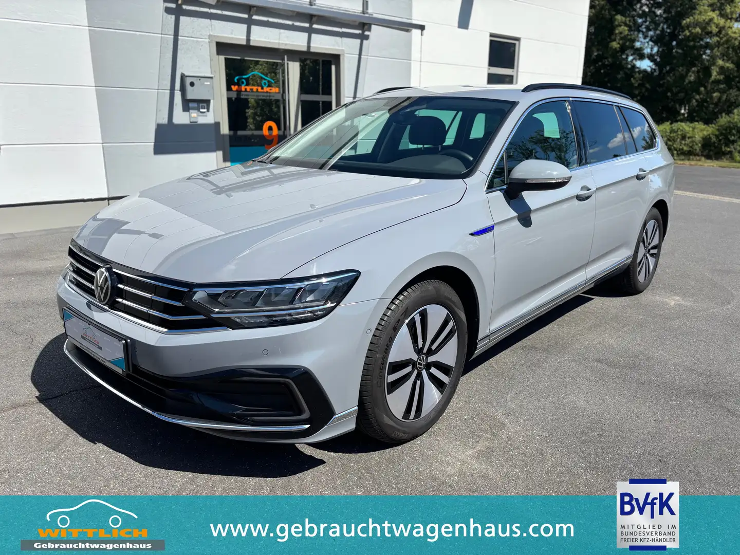 Volkswagen Passat Variant 1.4 GTE +Standheiz. +Winterräder +Garantie Gris - 1