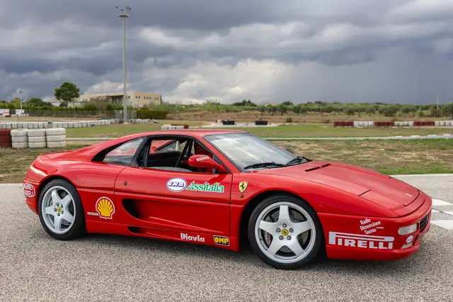 Ferrari F355 355 CHALLENGE 1/10 stradale