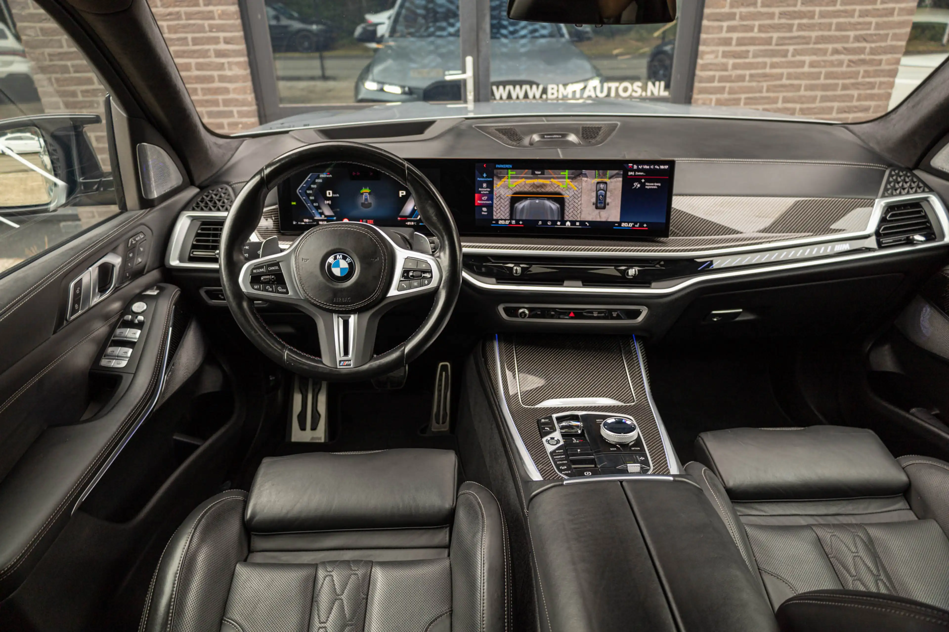 BMW X7 G07 M60i xDrive / Vol / Massage / Frozen Grey / BT — photo 23