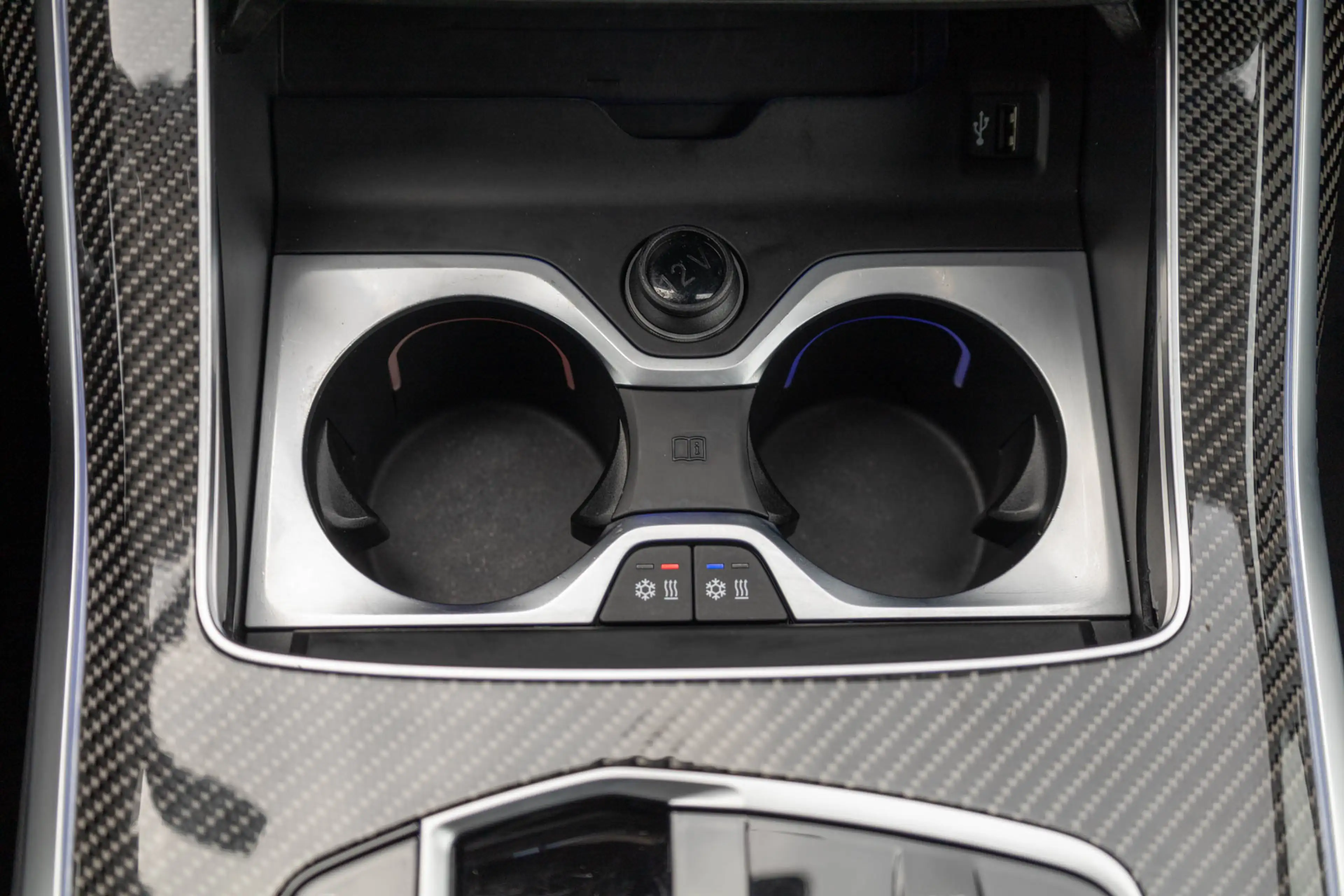 BMW X7 G07 M60i xDrive / Vol / Massage / Frozen Grey / BT — photo 50