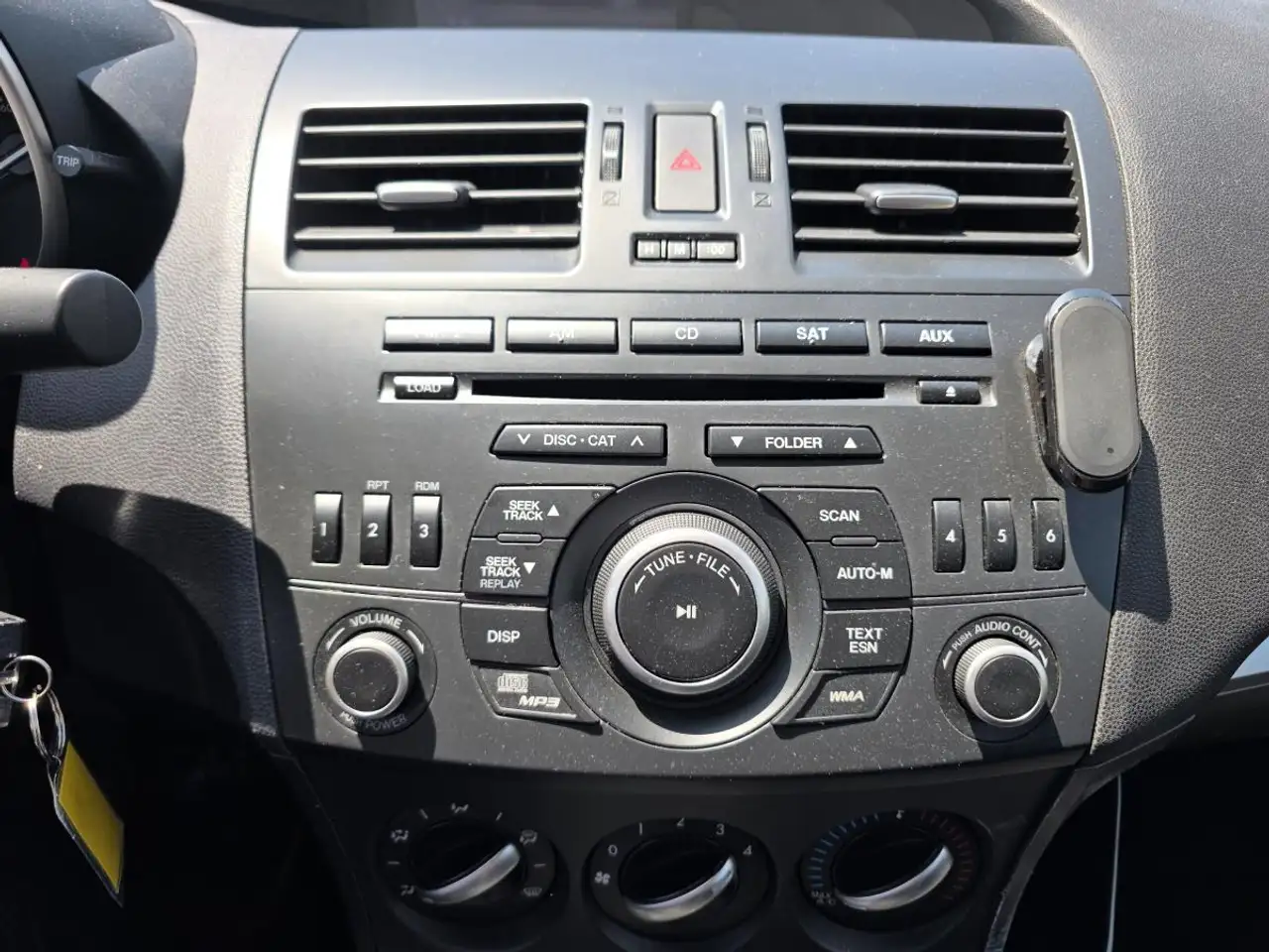 Mazda 3 снимка Mazda 3