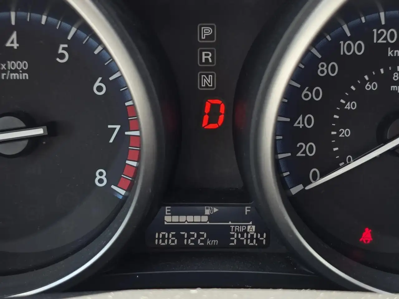 Mazda 3 снимка Mazda 3