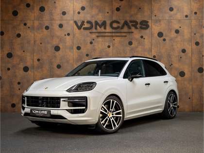 Porsche Cayenne 3.0 E-Hybrid | SportDesign | 18-weg | Sportuitlaat