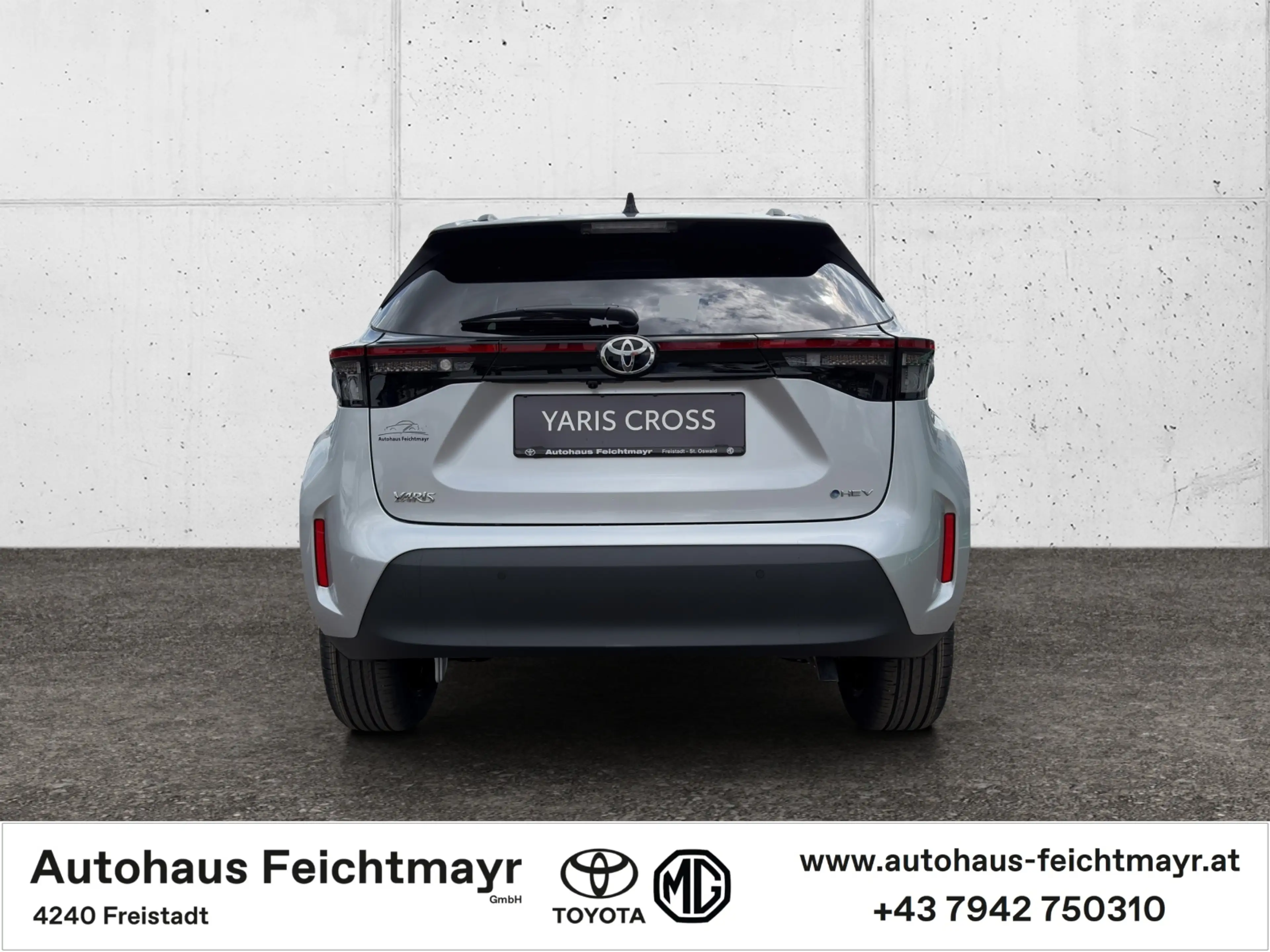 Toyota Yaris Cross HYBRID 2WD Active Drive Safety Paket 5t. — photo 7
