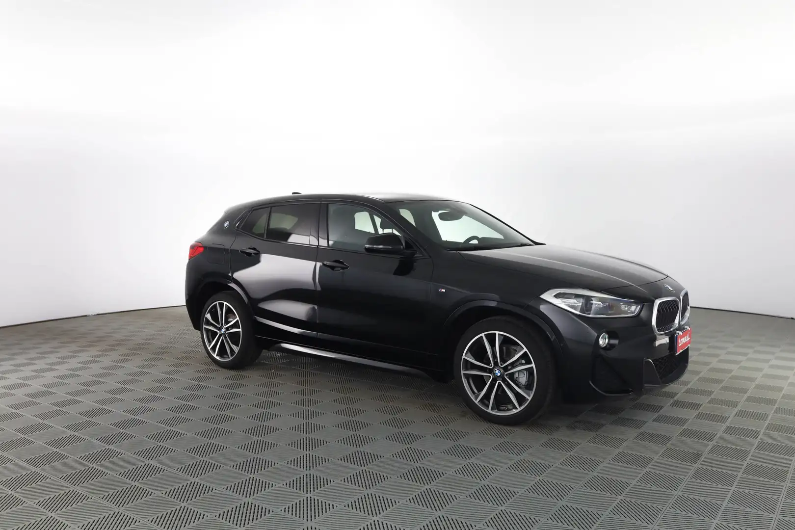 BMW X2 sDrive18i Msport FARI BI-LED,CERCHI 19 Nero - 2