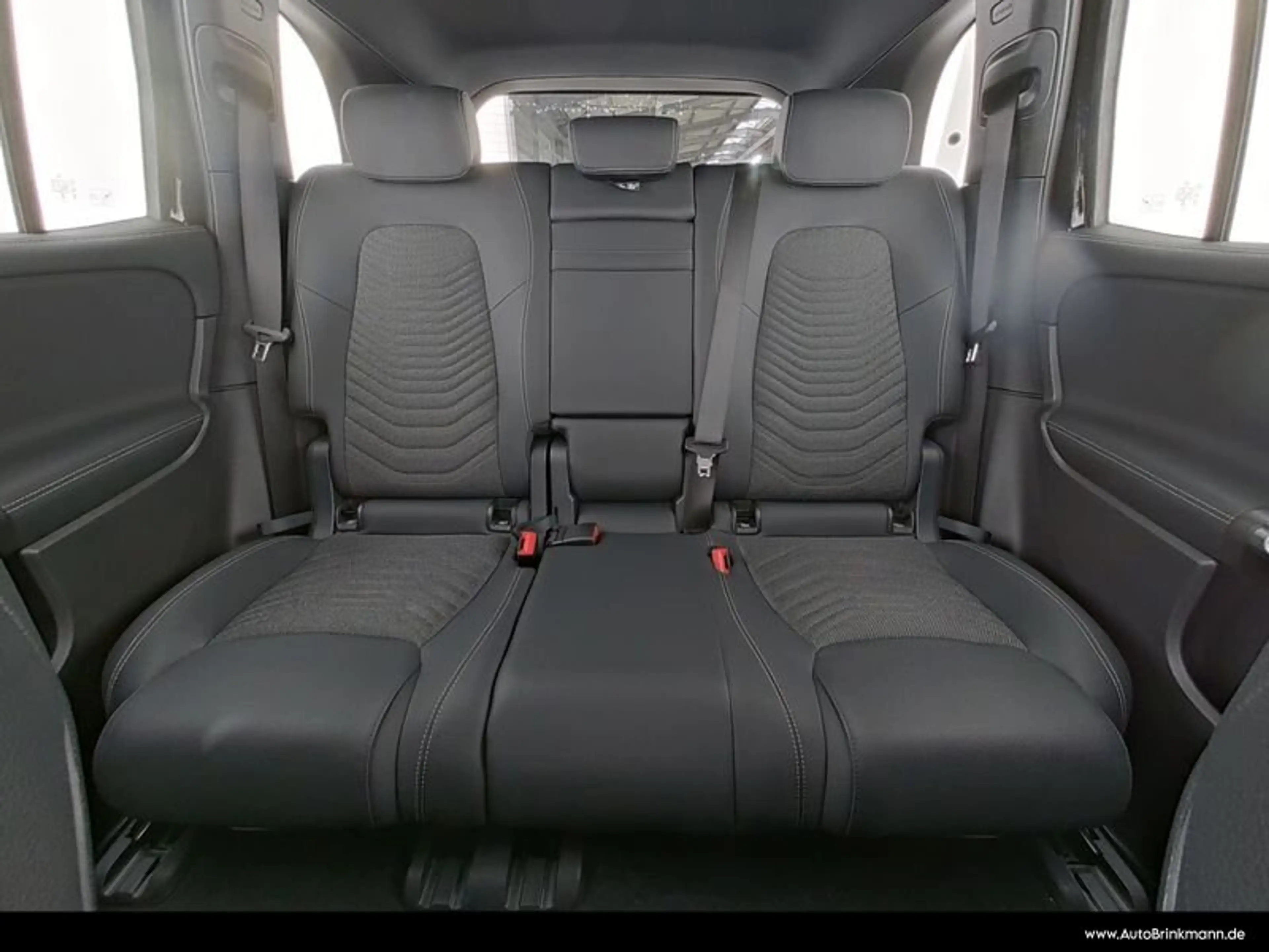 Mercedes-Benz EQB 250 EQB 250+ AHK/DISTRONIC/LED/KAMERA/SPURH/TOTW SHZ — photo 8