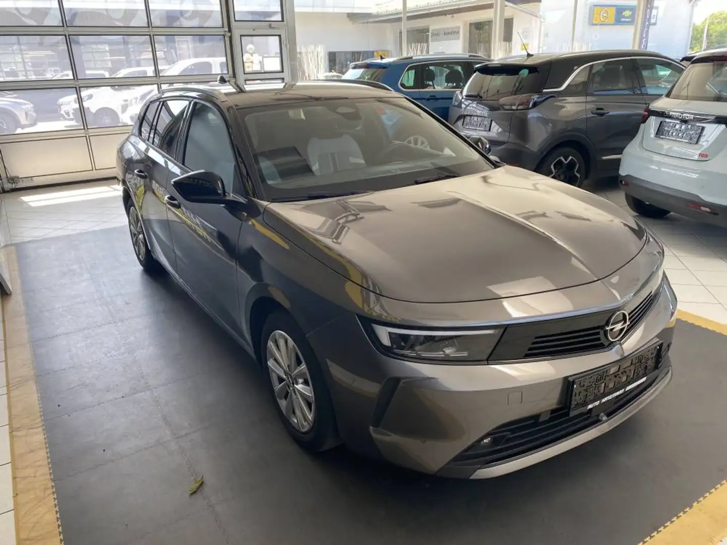 Opel Astra ASTRA L ST Elegance 1,5 131PS 8G Automatik Grau - 2