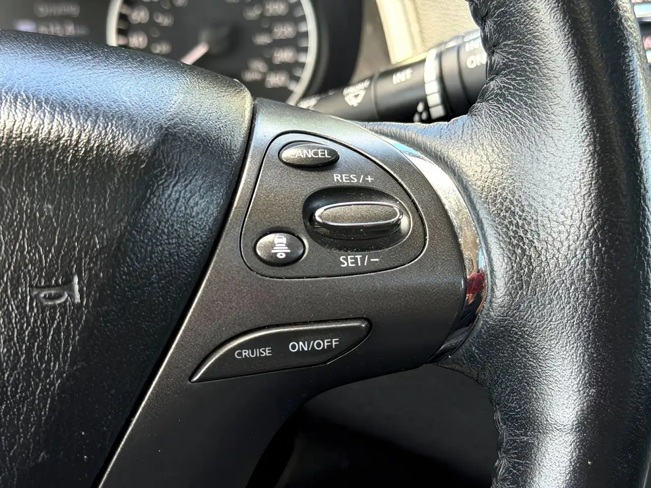 Nissan Murano снимка Nissan Murano