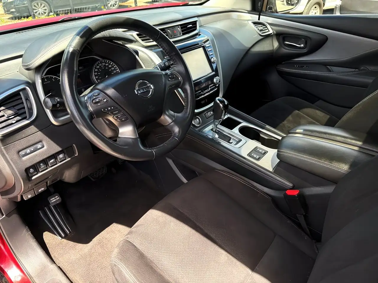 Nissan Murano снимка Nissan Murano