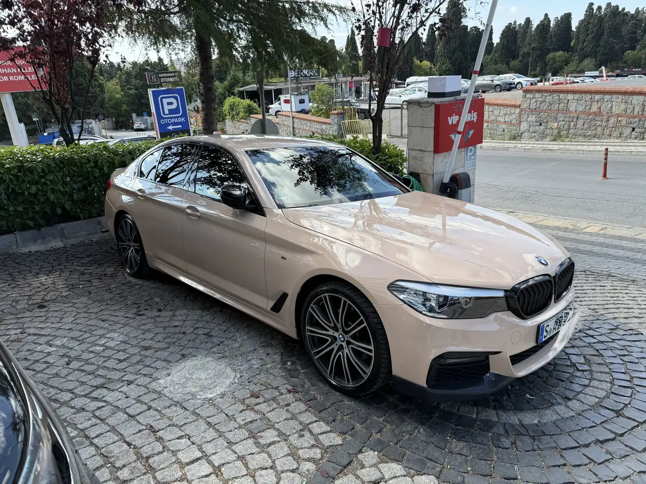 BMW 520
