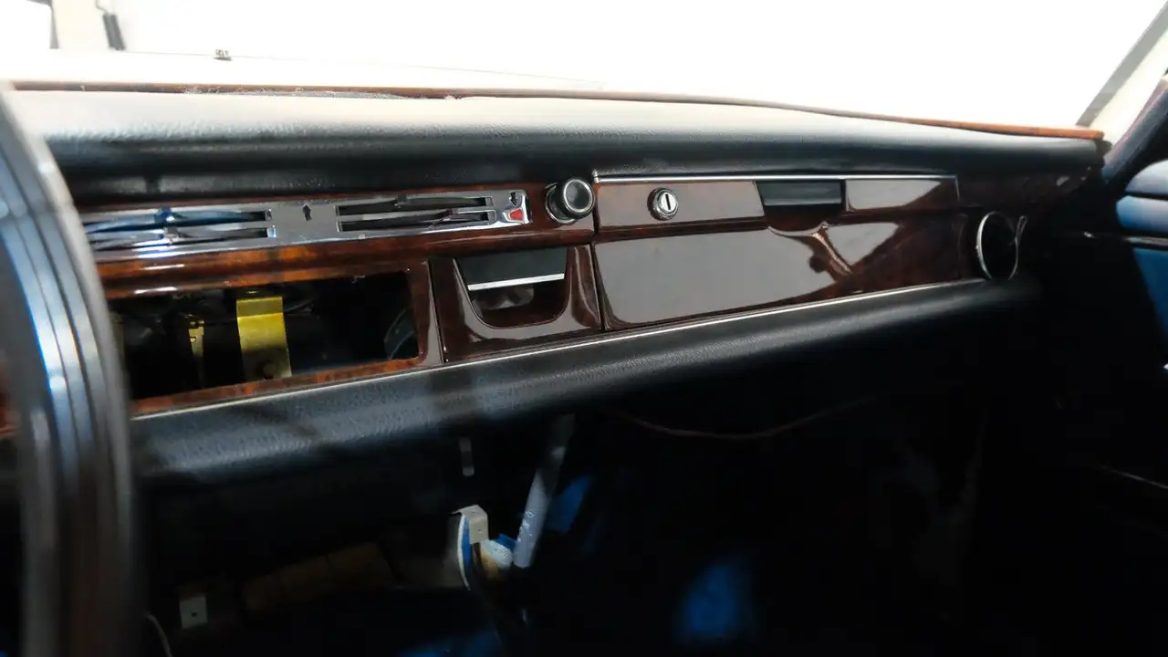Mercedes-Benz 280 SE, foto 5