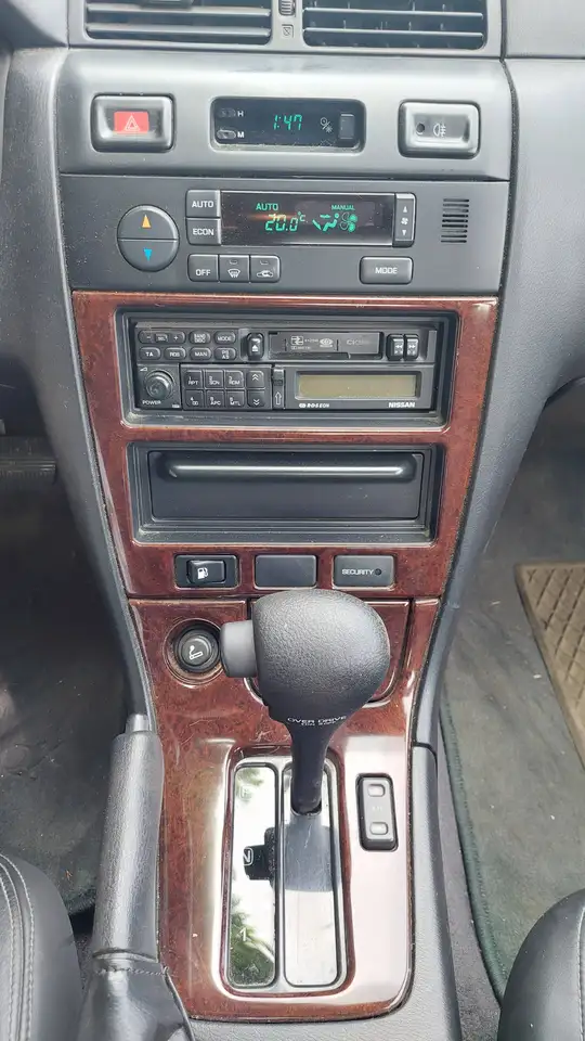 Nissan Maxima QX 2.0 V6 SE Klima, foto 10